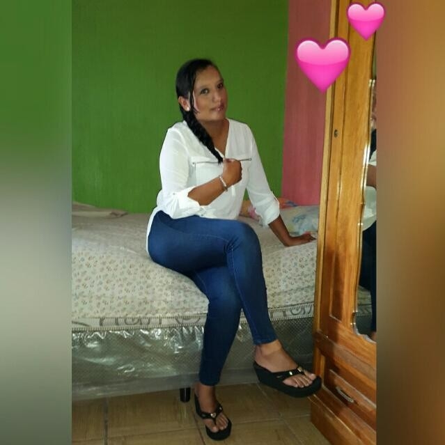 Mujer busca 733360